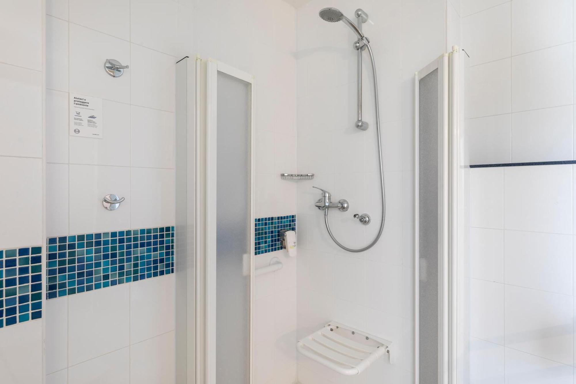 B&B Hotel Cherasco Langhe Esterno foto