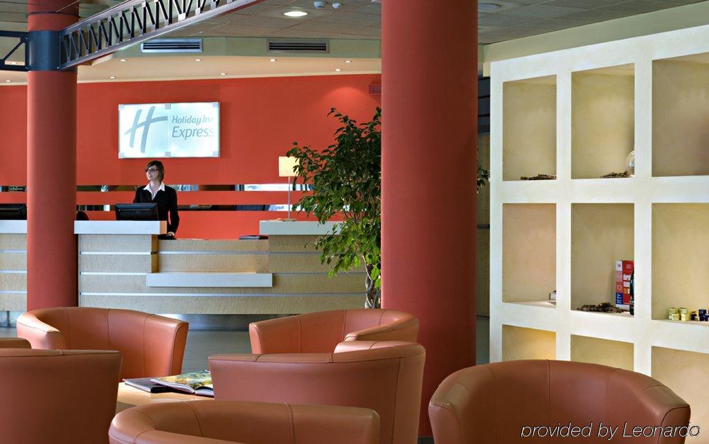 B&B Hotel Cherasco Langhe Esterno foto